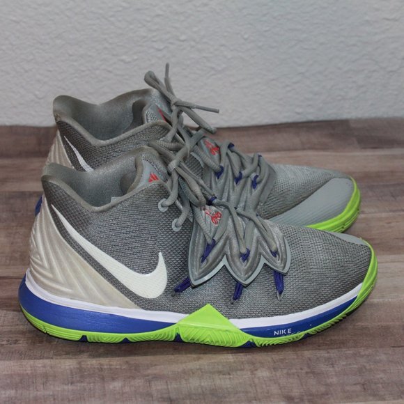 Nike Boys Kyrie 5 Wolf AQ2456-099 Grey Lime Blast Basketball Sneakers Size 6 Y - Picture 3 of 12